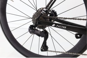 Factor O2 Carbone Di2 12V