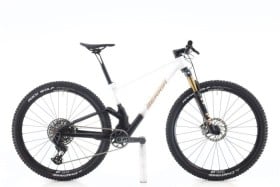 Berria Mako Carbone X AXS