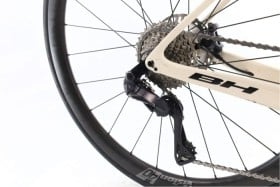BH Ultralight Evo Carbone Di2 12V