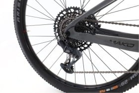 Berria Mako Carbone GX