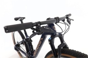 Berria Mako Carbone GX