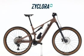 Megamo Native Carbone XT
