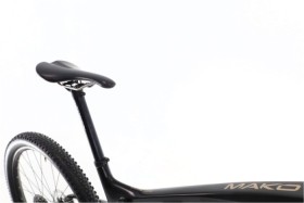 Berria Mako Carbone GX