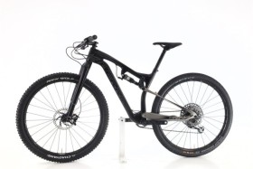 Berria Mako Carbone GX